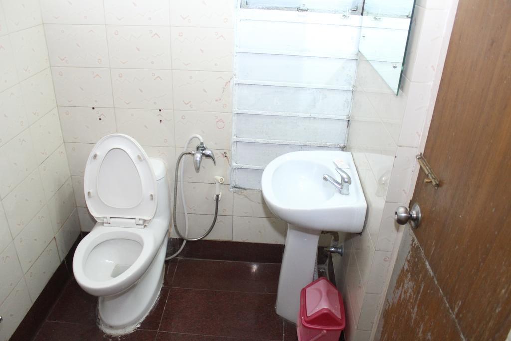 Hotel Bengal International Siliguri Habitación foto