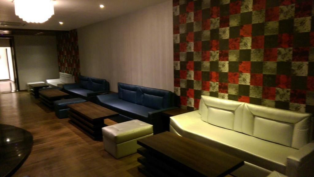 Hotel Bengal International Siliguri Exterior foto