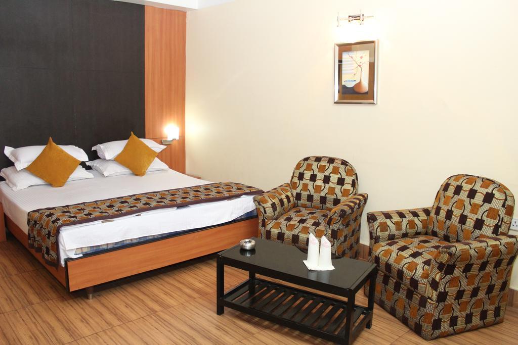 Hotel Bengal International Siliguri Habitación foto